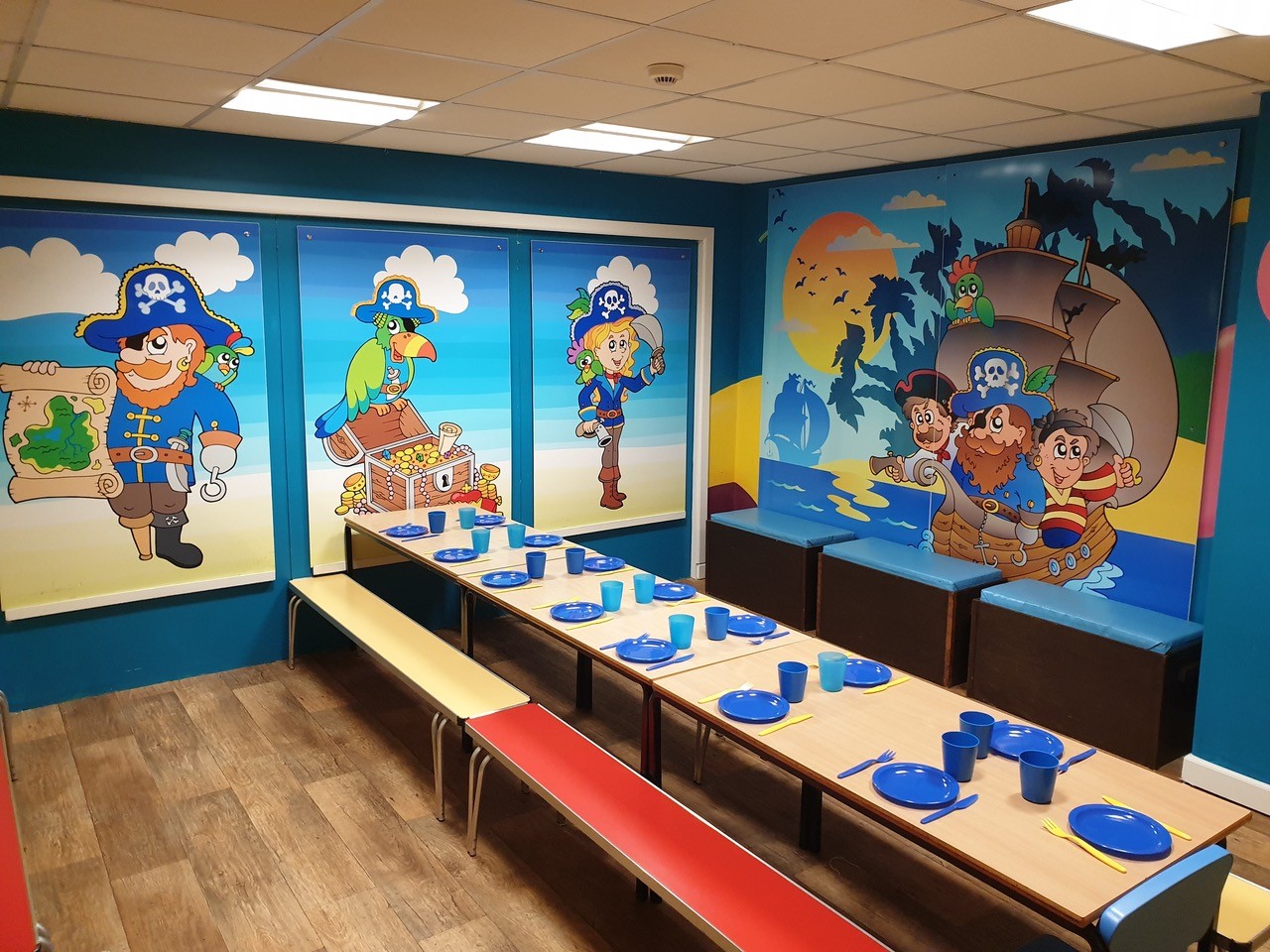 pirate theme party room